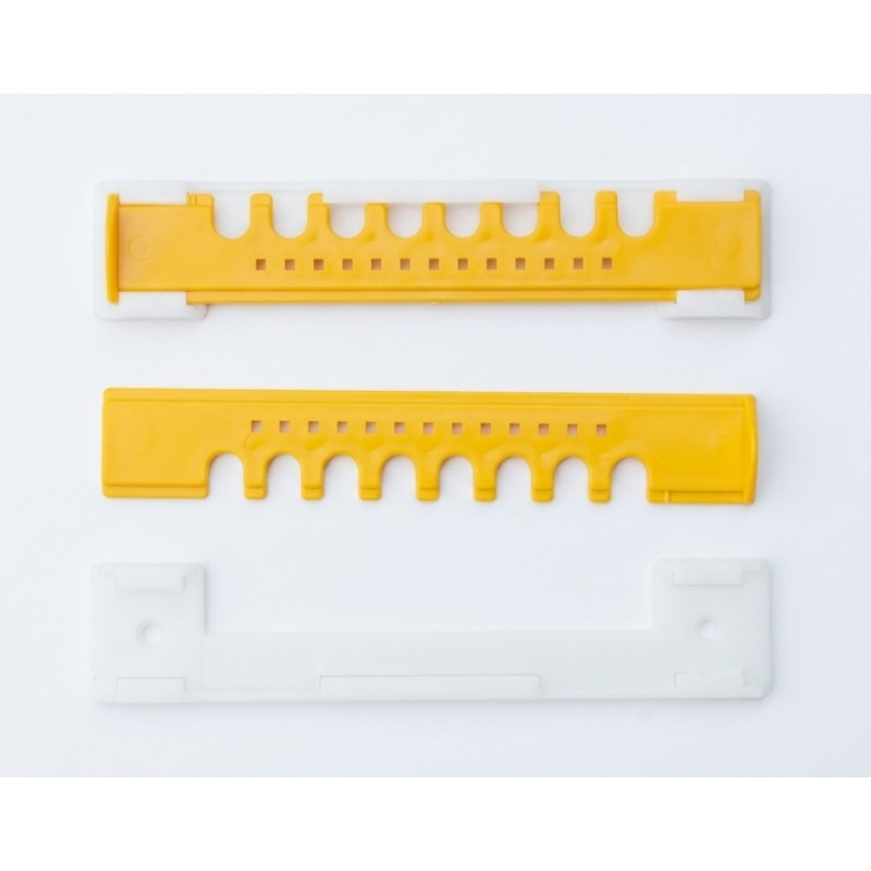 Льотковий загороджувач двоелементний з отворами (155 мм), пластиковий